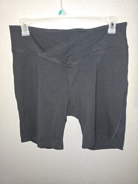 PINK Victoria's Secret Black V-Waist Bike Shorts